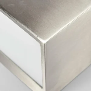 Lindby Applique d'extérieur carrée Leonora en inox^ Appliques Murales Extérieures