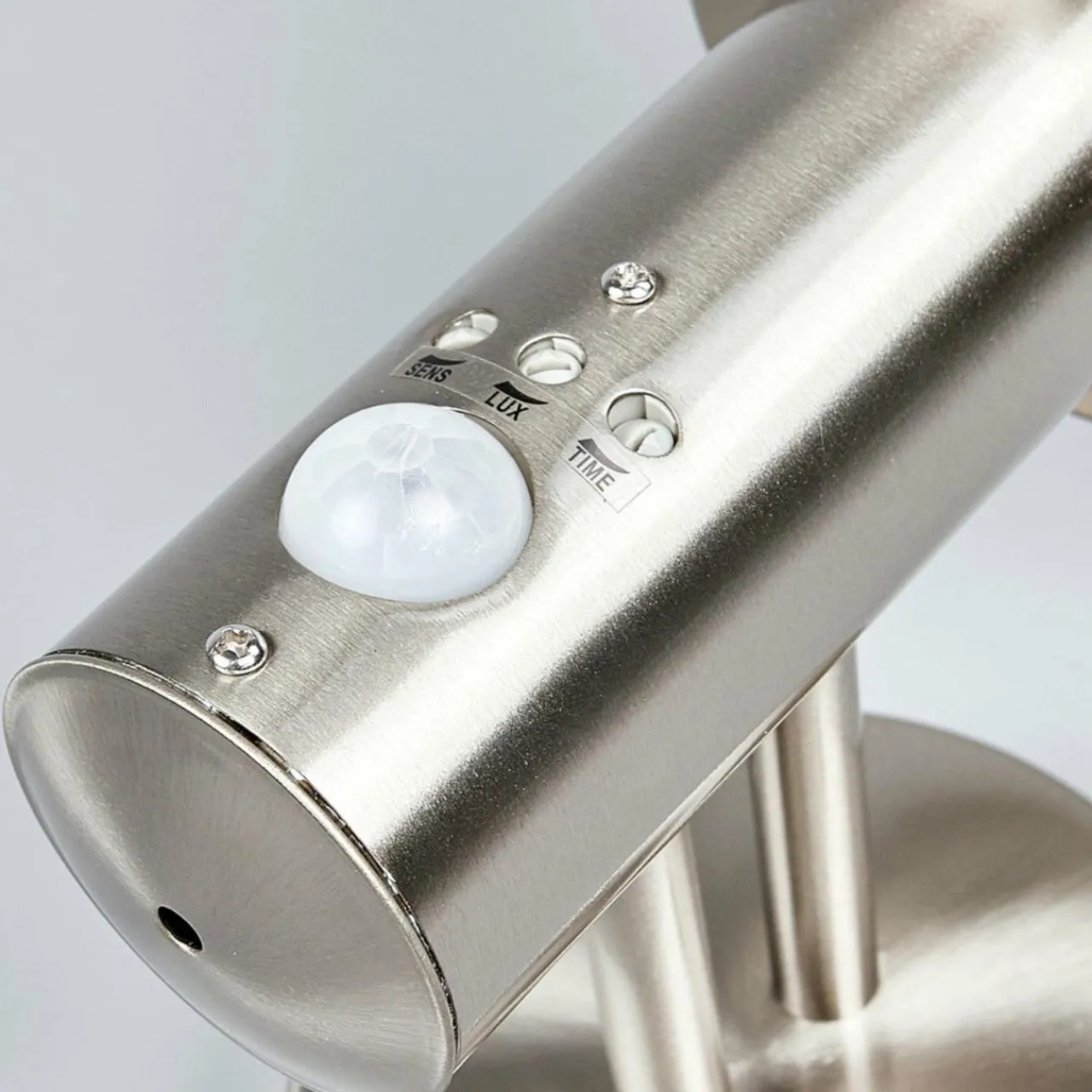 applique_dextrieur_nada_en_inox__dtecteur_3.webp Lindby Applique d'extérieur Nada en inox à détecteur^ Appliques D'Extérieur Avec Détecteur