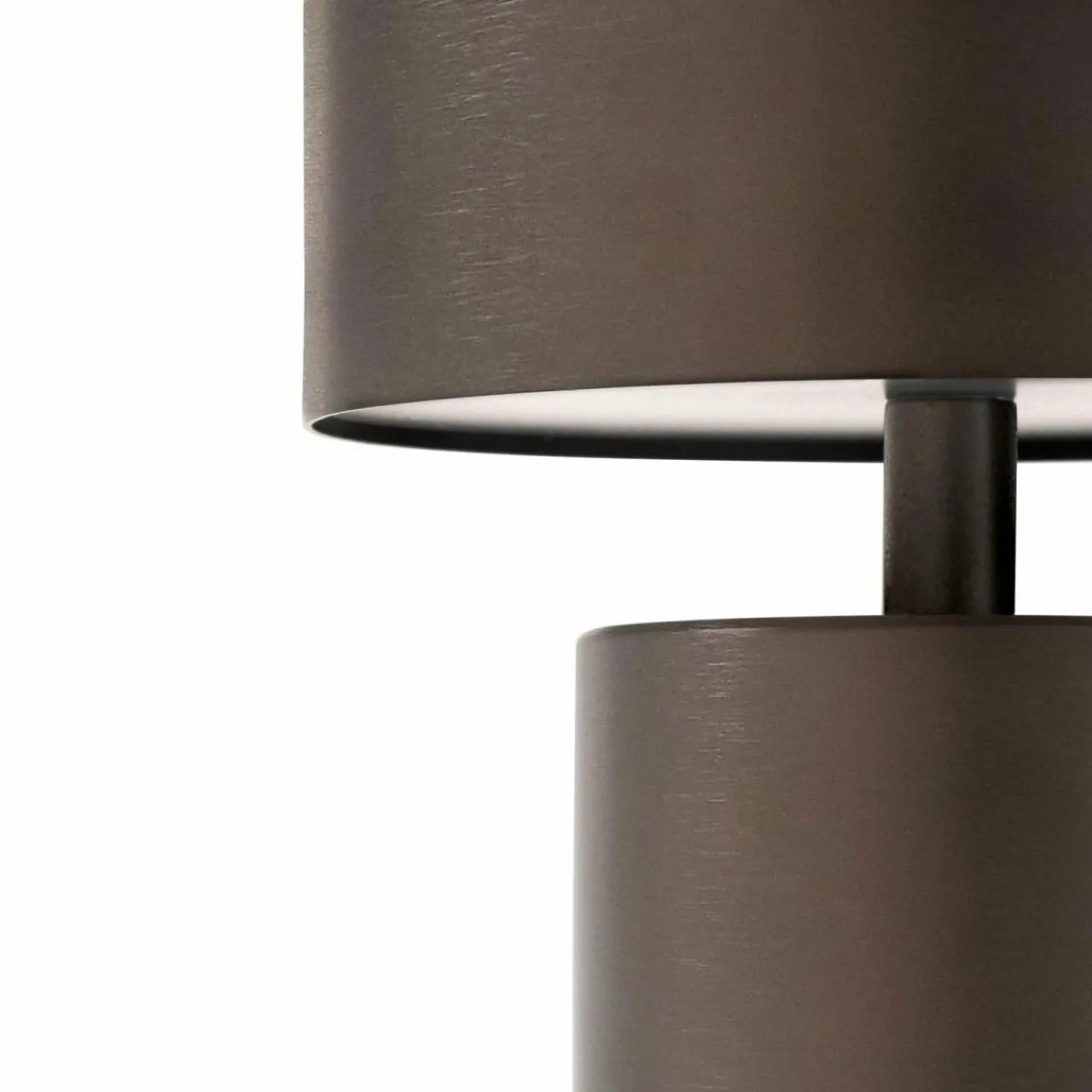audo_column_lampe__poser_rechargeable_ip_bronze_4.webp Audo Copenhagen Audo Column lampe à poser rechargeable, IP44, bronze^ Lampes Décoratives
