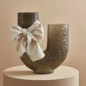 AYTM Vase Arura, noir, hauteur 40 cm, largeur 34 cm, verre^ Meubles & Aménagements