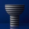 AYTM Vase Varia, noir, Ø 23 cm, hauteur 24 cm, céramique^ Meubles & Aménagements