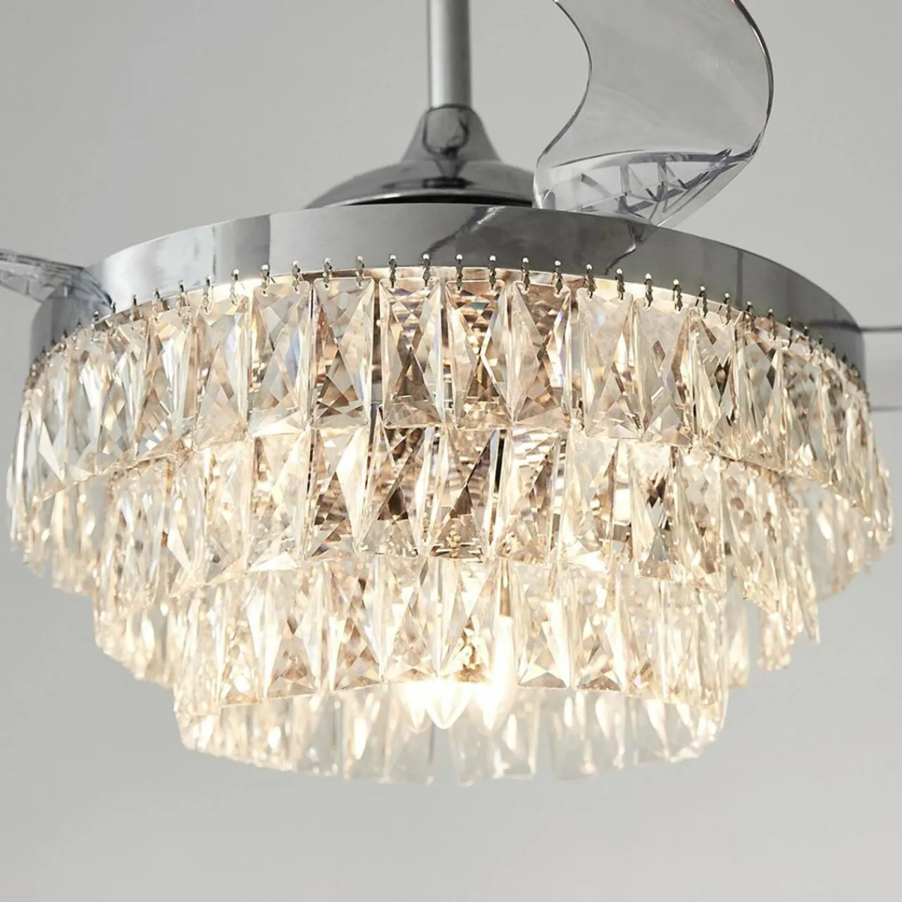beacon_ventilateur_de_plafond_avec_lumire_fanaway_veil_chrome_silencieux_2.webp Beacon Lighting Beacon Ventilateur de plafond avec lumière Fanaway Veil chrome silencieux^ Ventilateurs