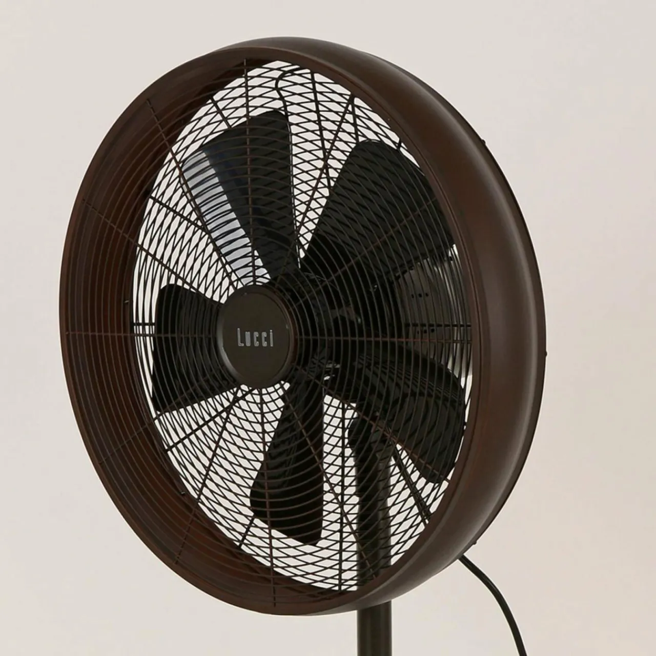 Beacon Lighting Beacon Ventilateur sur pied Breeze couleur bronze, pied rond, silencieux^ Ventilateurs