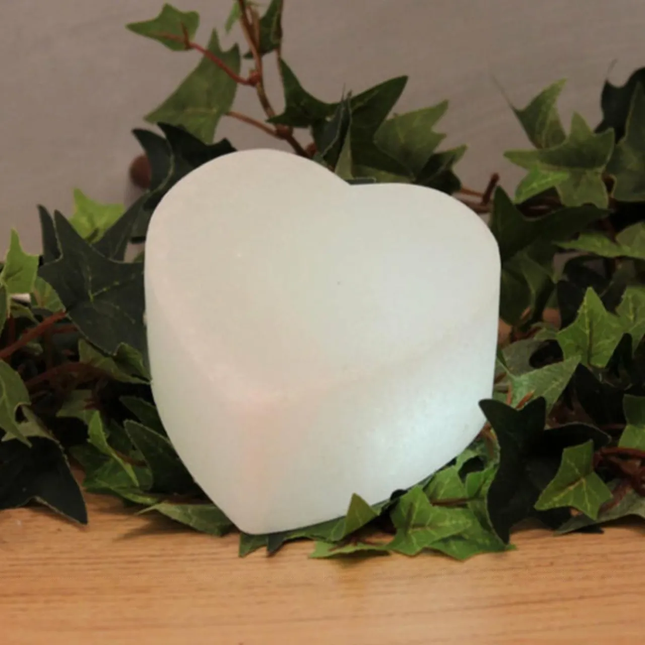 cur_led_white_line_blanc_en_cristal_de_sel_0.webp Wagner Life Cœur LED White Line blanc en cristal de sel^ Lampes Décoratives