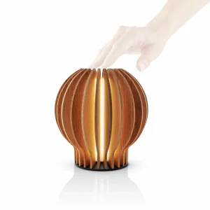 Eva Solo Lampe à poser LED rechargeable Radiant, bois clair, Ø 14cm, USB^ Lampes Décoratives