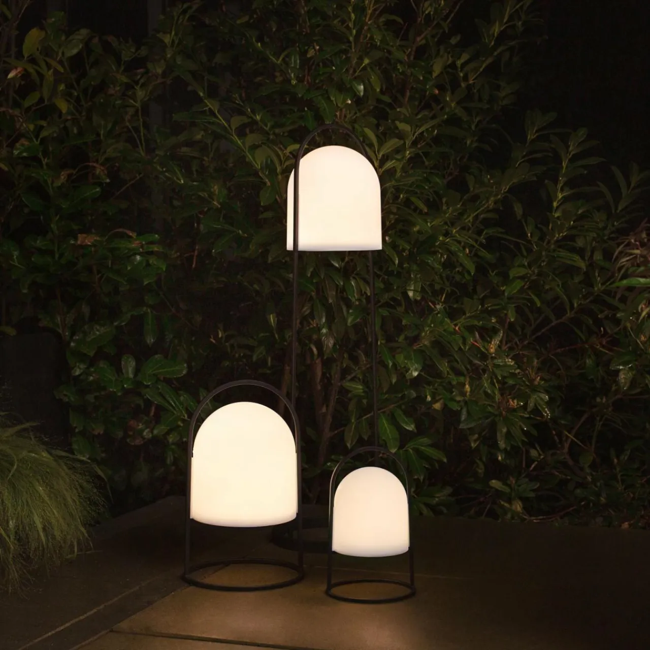 eva_solo_lampe_solaire_led_sunlight__cm_ip_intensit_variable_0.webp Eva Solo lampe solaire LED SunLight, 100 cm, IP65, intensité variable^ Lampes Décoratives