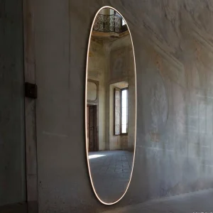 FLOS La Plus Belle miroir mural LED, doré brossé^ Meubles & Aménagements