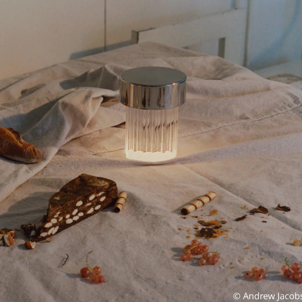 FLOS lampe de table LED rechargeable Last Order, striée, acier, IP55^ Lampes Décoratives