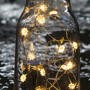 Sirius Guirlande LED claire fleurs Silke à 20 lampes^ Lampes Décoratives