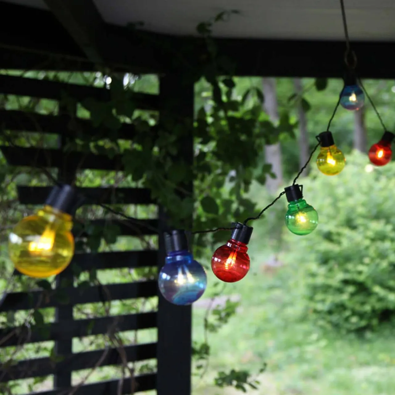 guirlande_led_partaj_multicolore__ampoules_1.webp STAR TRADING Guirlande LED Partaj multicolore, 16 ampoules^ Lampes Décoratives