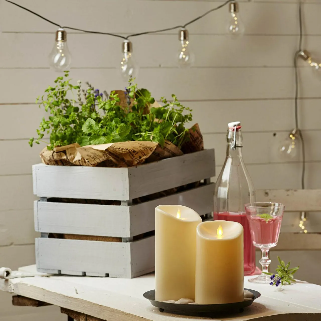 guirlande_lumineuse_led_glow_claire_blanc_chaud__cm_de_long_2.webp STAR TRADING Guirlande lumineuse LED Glow, claire, blanc chaud, 190 cm de long^ Lampes Décoratives