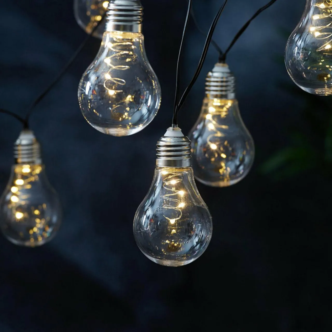 guirlande_lumineuse_led_glow_claire_blanc_chaud__cm_de_long_3.webp STAR TRADING Guirlande lumineuse LED Glow, claire, blanc chaud, 190 cm de long^ Lampes Décoratives
