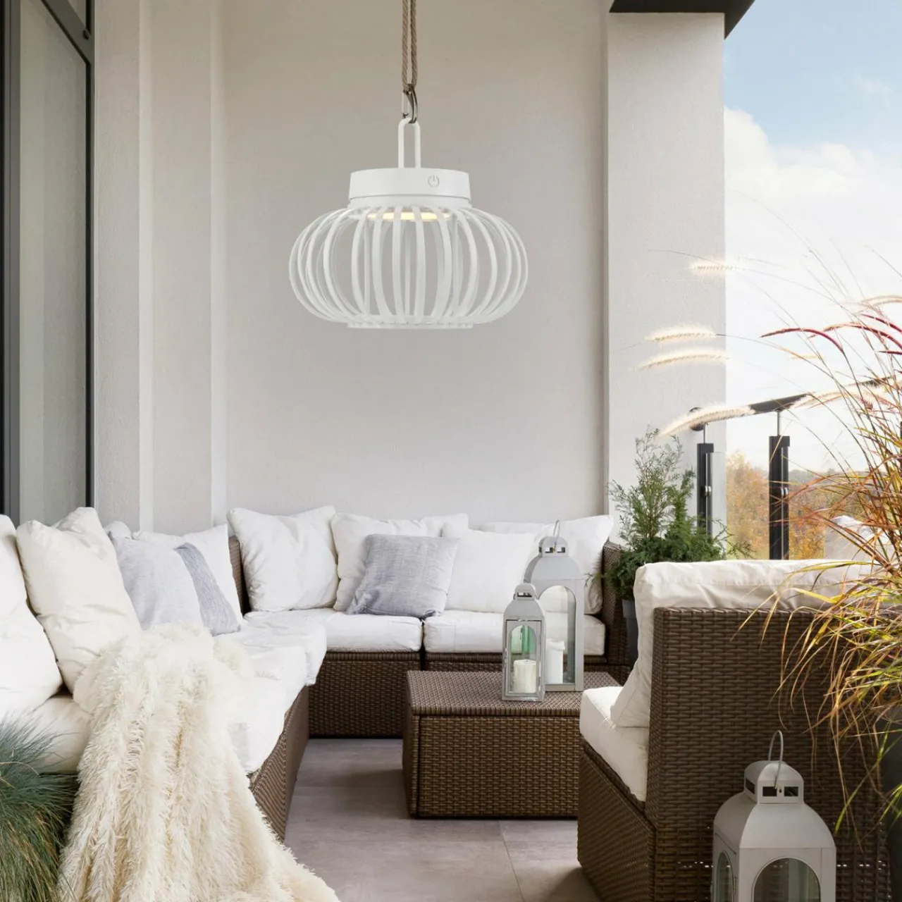 JUST LIGHT. Lampe de table LED rechargeable Akuba, blanc, 22 cm, bambou^ Lampes Décoratives