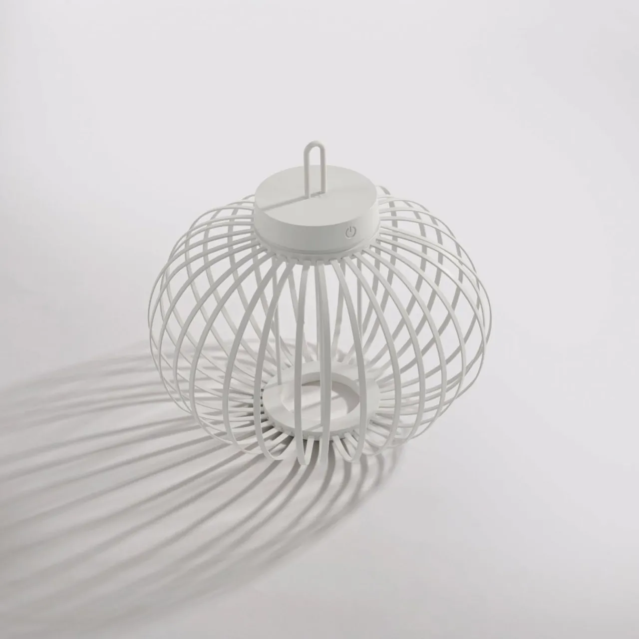 JUST LIGHT. Lampe de table LED rechargeable Akuba, blanc, 33 cm, bambou^ Lampes Décoratives