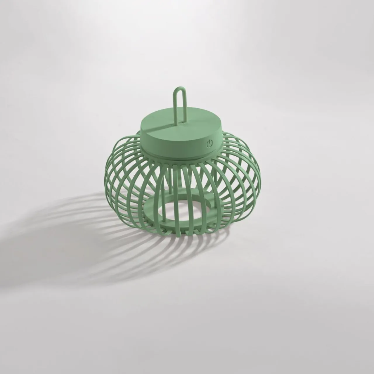 JUST LIGHT. Lampe de table LED rechargeable Akuba, vert, 22 cm, bambou^ Lampes Décoratives