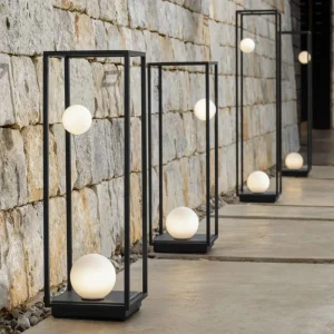 Karman Abachina lampadaire LED IP65 103 cm noir^ Luminaires De Terrasse