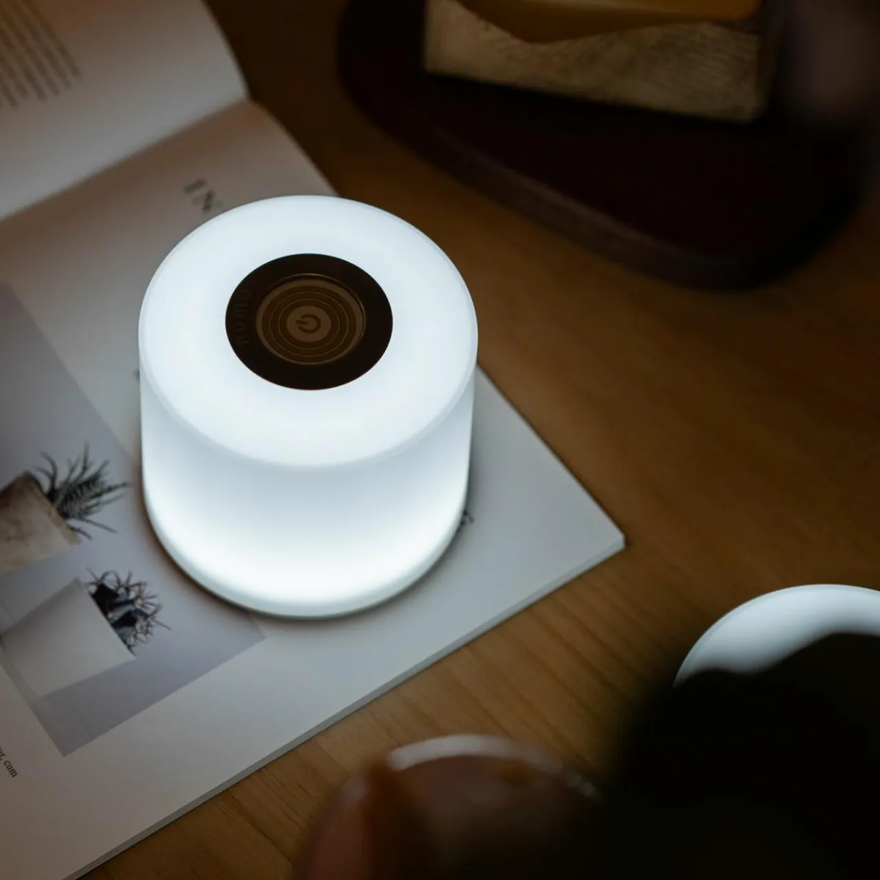 lampe__poser_dextrieur_led_noma_module_0.webp LUTEC connect Lampe à poser d’extérieur LED Noma module^ Lampes Décoratives