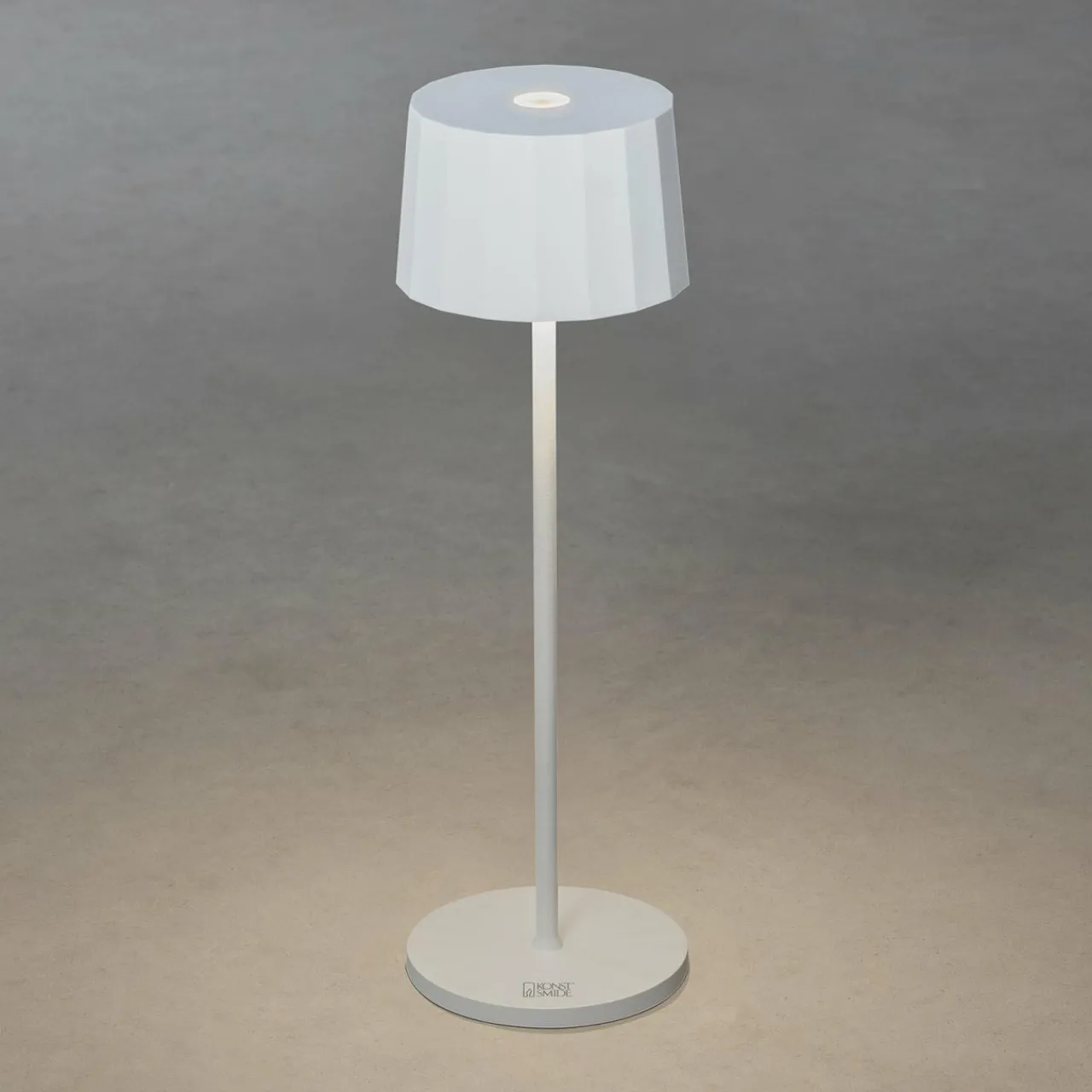 lampe__poser_led_positano_pour_extrieur_blanche_3.webp Konstsmide Lampe à poser LED Positano pour extérieur, blanche^ Lampes Décoratives