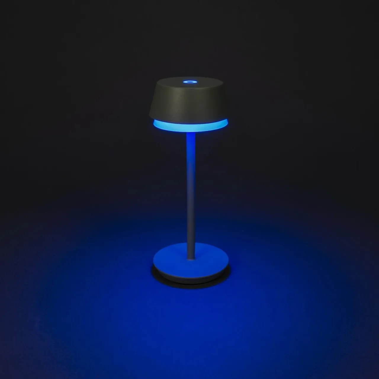 lampe__poser_led_rechargeable_lyon_vertgris_ip_variateur_6.webp Konstsmide Lampe à poser LED rechargeable Lyon, vert/gris, IP54, variateur^ Lampes Décoratives