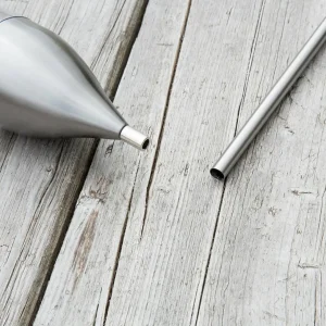 Lindby Lampe de jardin solaire pleine d'ambiance Jari^ Lampes Décoratives