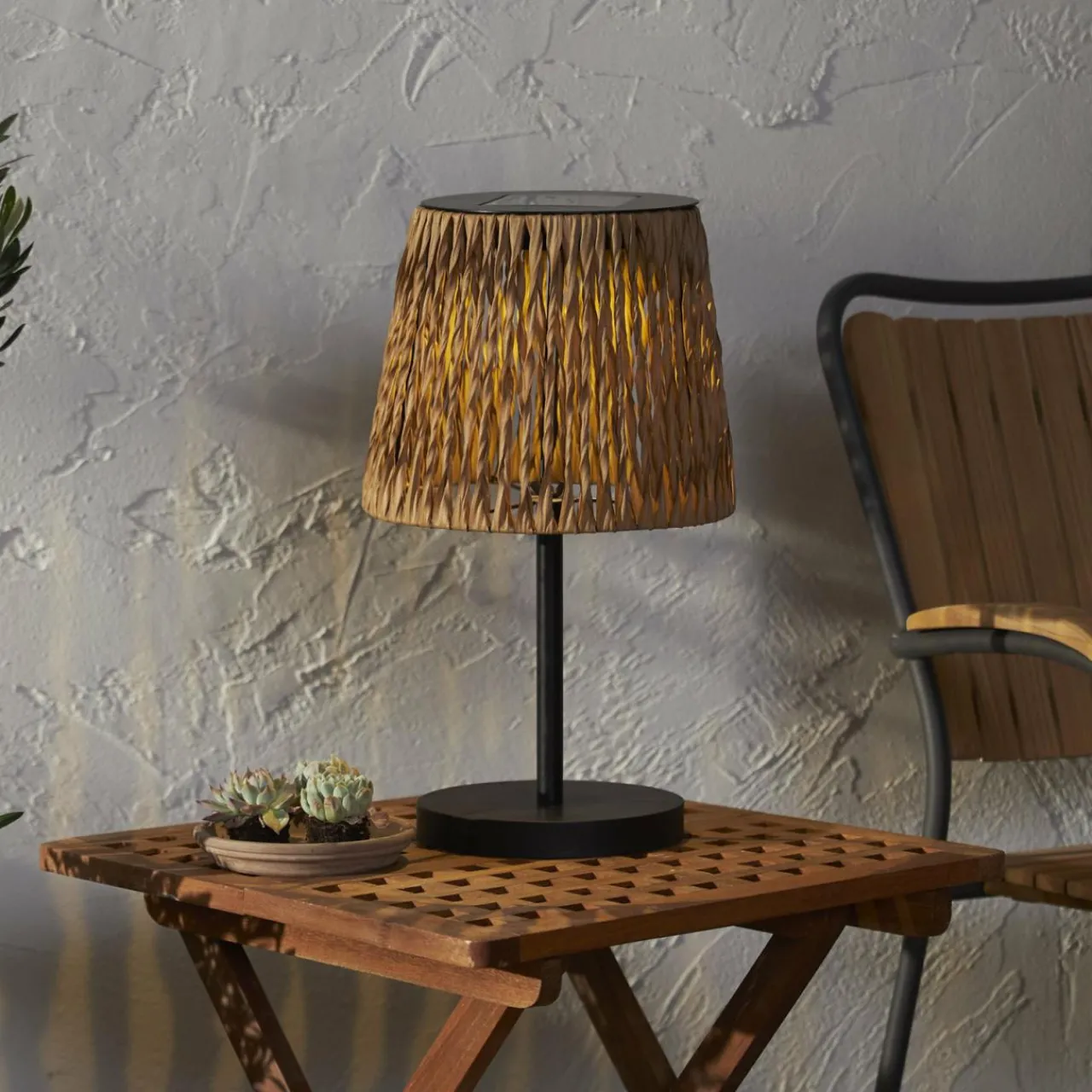lampe_de_table_led_cesta_cm_brunnoir_plastiquemtal_0.webp STAR TRADING Lampe de table LED Cesta 48cm brun/noir Plastique/métal^ Lampes Décoratives