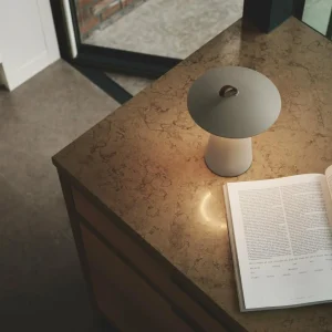 Nordlux Lampe de table LED rechargeable Ara To-Go, aluminium, blanc^ Lampes Décoratives