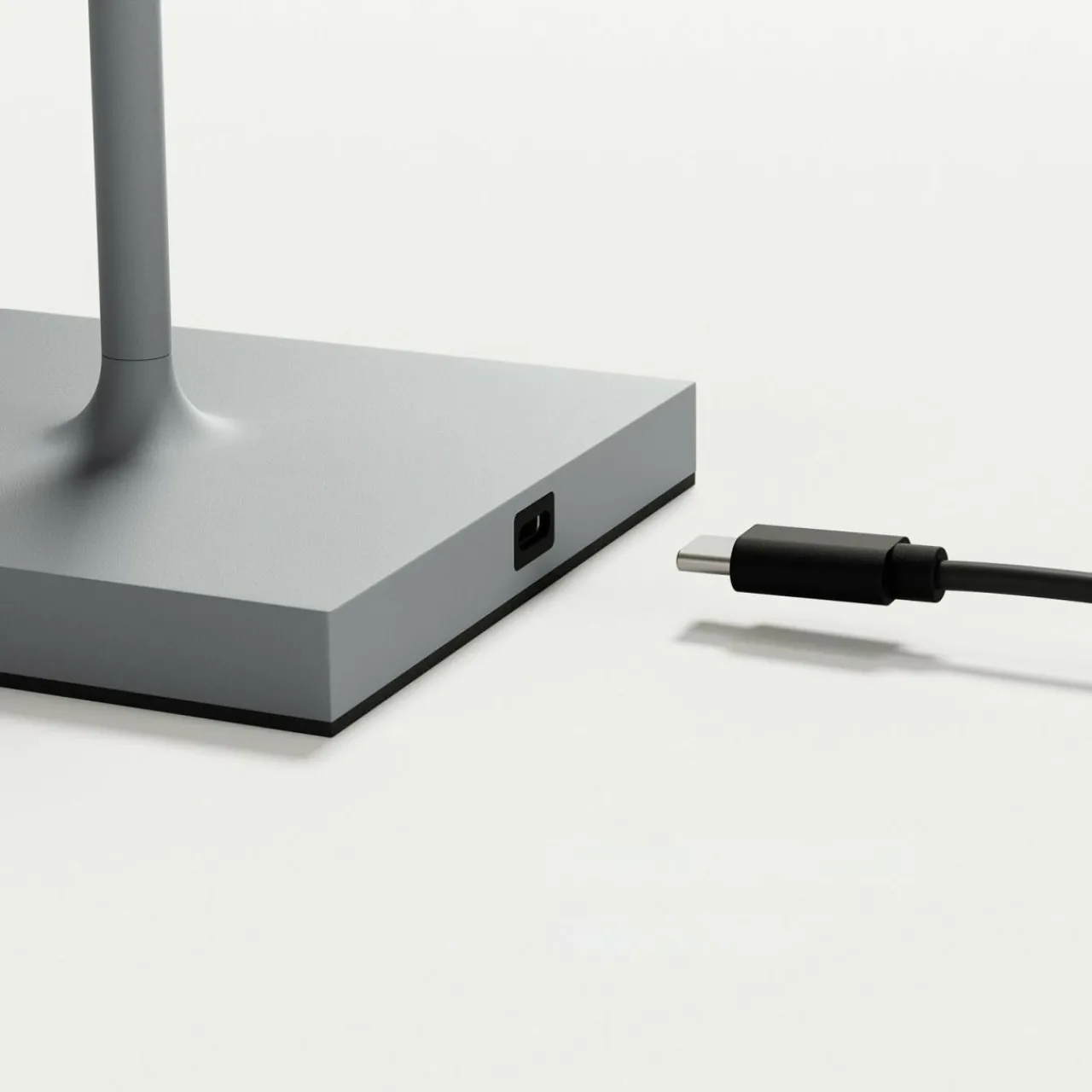 Sigor Lampe de table LED rechargeable Nuindie, USB-C, gris, IP54, intensité variable^ Lampes Décoratives