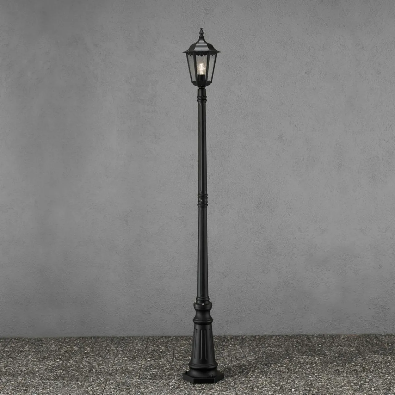 lampe_pour_mt_firenze___lampe_noire_0.webp Konstsmide Lampe pour mât Firenze à 1 lampe, noire^ Lampadaires D'Extérieur