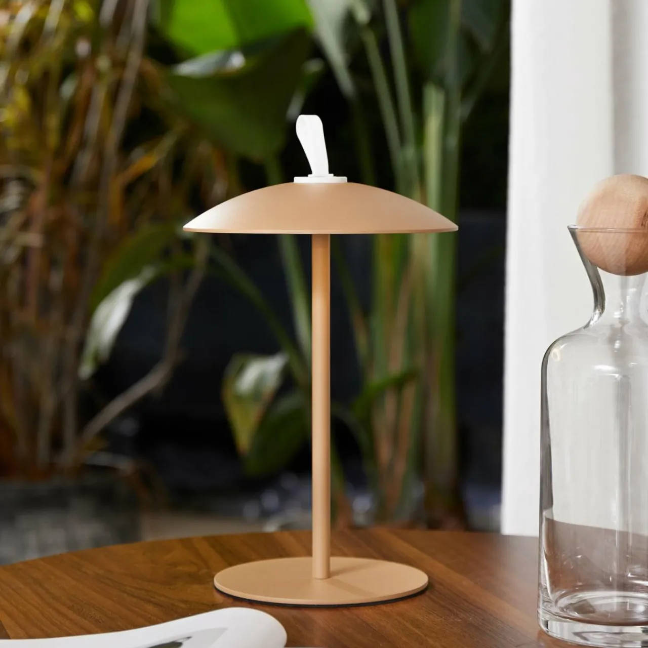 lindby_lampe__poser_led_rechargeable_kanani_marron_intensit_variable_0.webp Lindby lampe à poser LED rechargeable Kanani, marron, intensité variable^ Luminaires De Terrasse