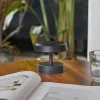 Lindby lampe de table LED rechargeable Nalani, hauteur 10 cm, IP44, intensité^ Lampes Décoratives
