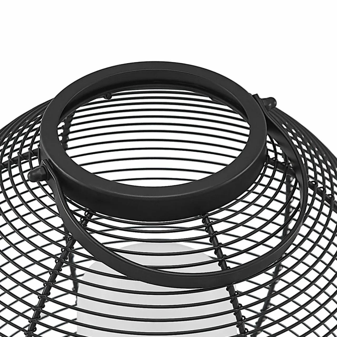 lindby_mairuna_lanterne_solaire_led_noire_cm_3-1.webp Lindby Mairuna lanterne solaire LED noire, 30,8 cm^ Lampes Décoratives