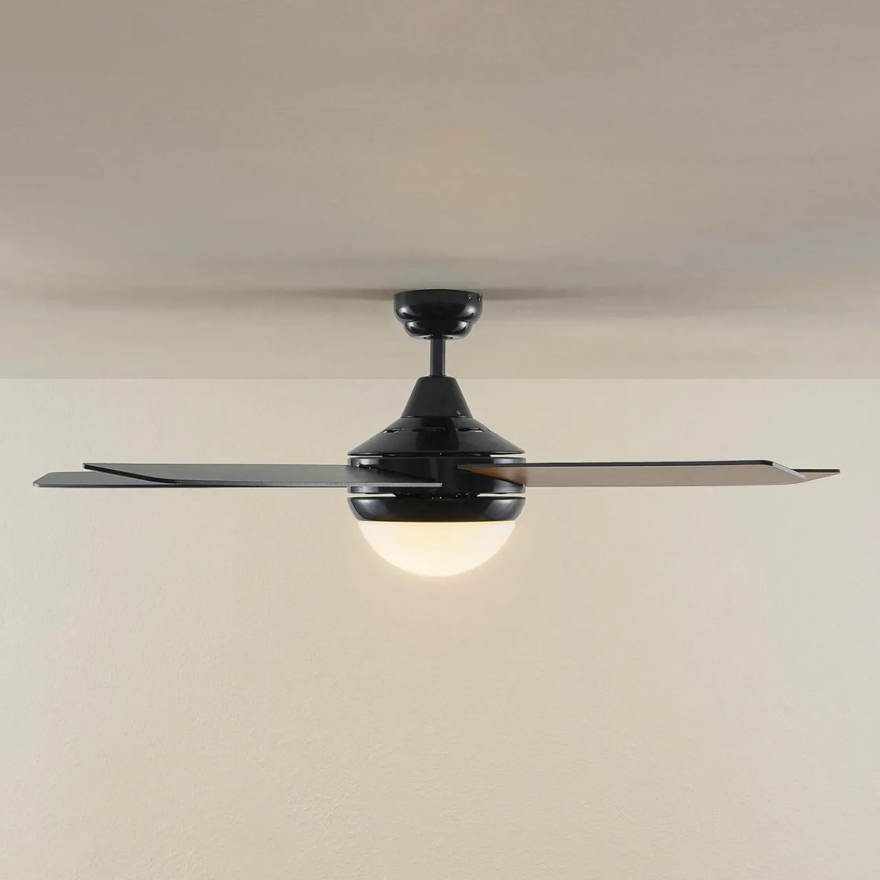 lindby_ventilateur_de_plafond_avec_lumire_auraya_silencieux_noir_2.webp Lindby ventilateur de plafond avec lumière Auraya, silencieux, noir^ Ventilateurs