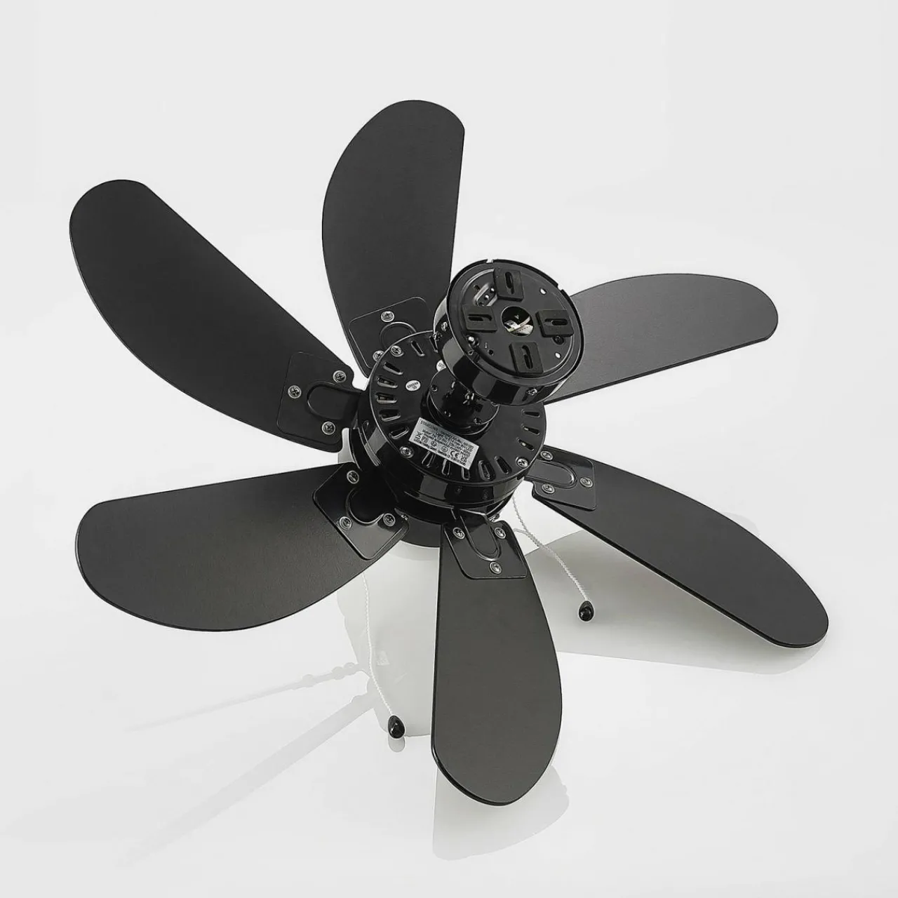 lindby_ventilateur_de_plafond_avec_lumire_minja_noir_silencieux__cm_4.webp Lindby Ventilateur de plafond avec lumière Minja noir silencieux 78 cm^ Ventilateurs