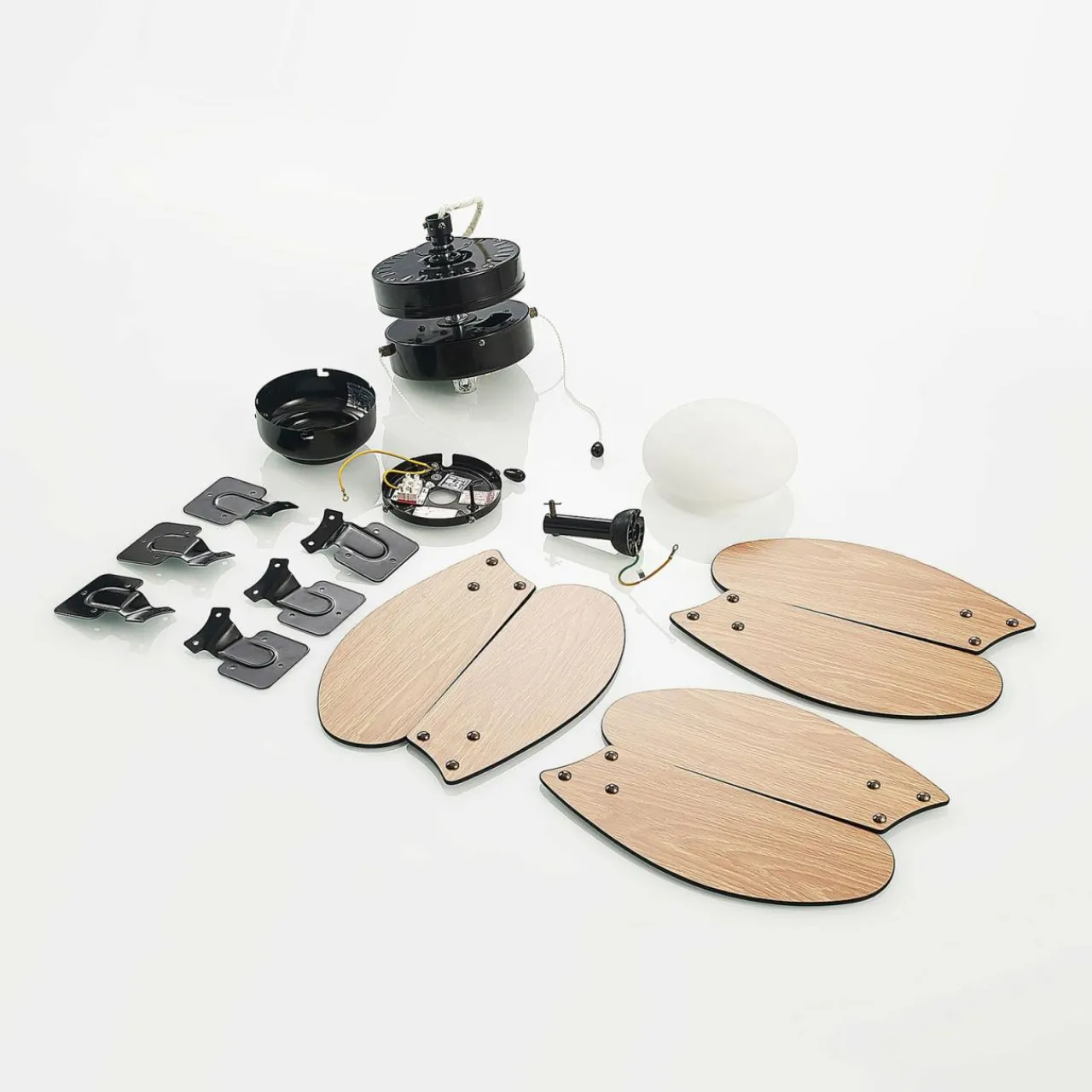 lindby_ventilateur_de_plafond_avec_lumire_minja_noir_silencieux__cm_5.webp Lindby Ventilateur de plafond avec lumière Minja noir silencieux 78 cm^ Ventilateurs