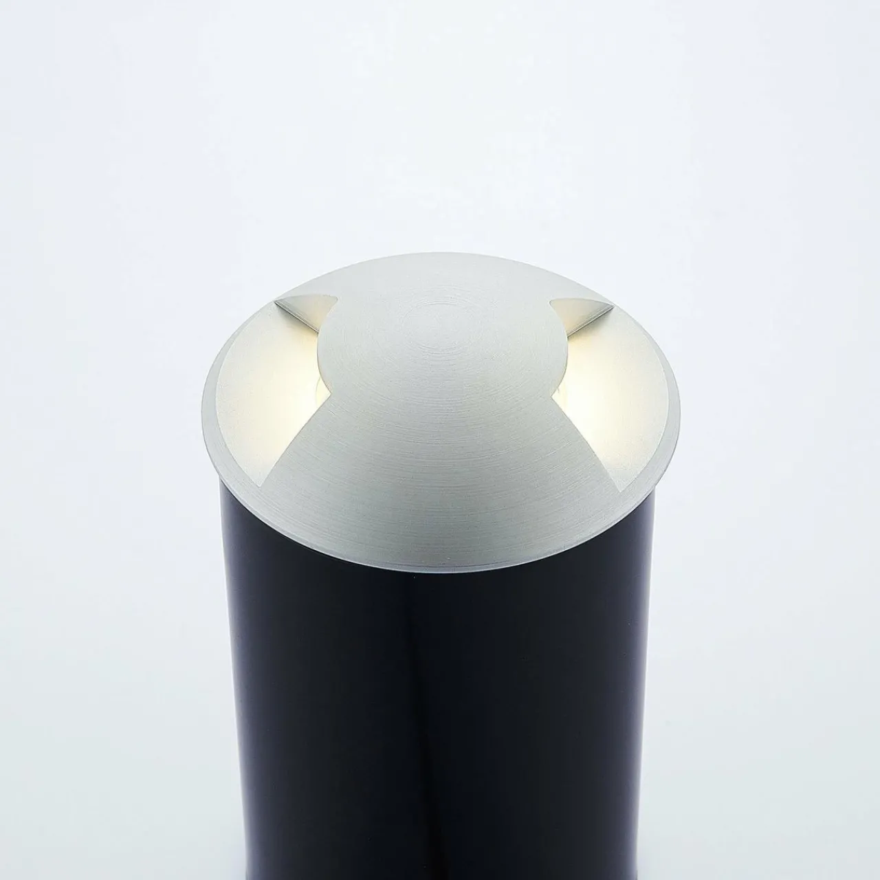 luminaire_encastr_dans_le_sol_milara___lampes_aluminium_3-1.webp Lucande Luminaire encastré dans le sol Milara, à 2 lampes, aluminium^ Spots Encastrés Dans Le Sol D'Extérieur