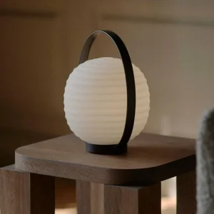 New Works lampe de table LED rechargeable Lantern, blanc, verre, intensité^ Lampes Décoratives