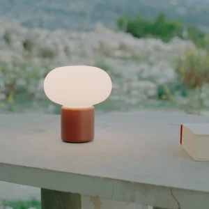 New Works luminaire rechargeable Karl-Johan, earth red, IP65^ Lampes Décoratives
