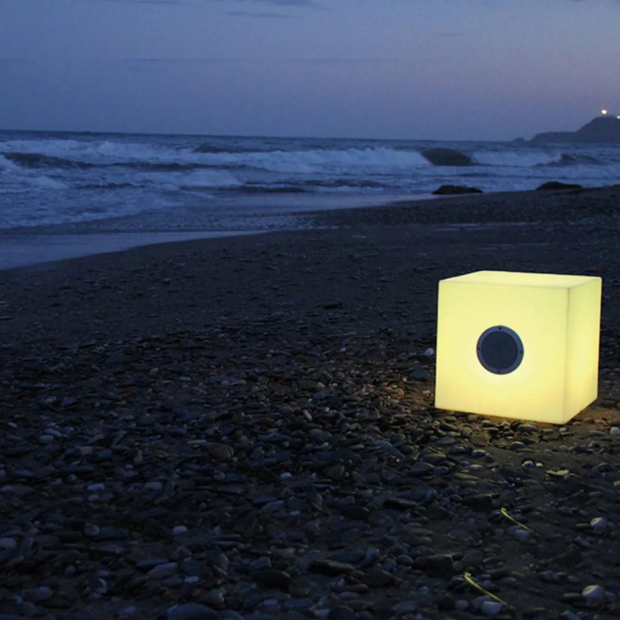 newgarden_cuby_play_cube_led_batterie__x__cm_0.webp Newgarden Cuby Play Cube LED Batterie 43 x 43 cm^ Lampes Décoratives