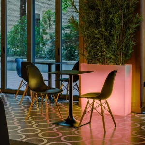 Newgarden Pot de fleurs LED rechargeable Junco, à énergie solaire, RGBW^ Lampes Décoratives