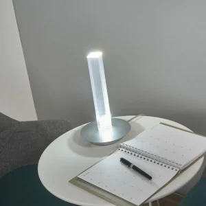 Oluce Cand-LED - belle lampe à poser LED^ Lampes Décoratives