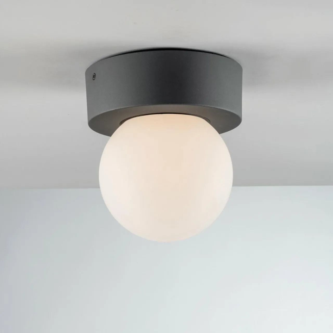 plafonnier_dextrieur_skittle_abatjour_sphrique_0.webp Eco-Light Plafonnier d’extérieur Skittle abat-jour sphérique^ Plafonniers D'Extérieur