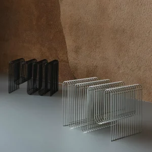 AYTM Porte-revues Curva, argent, largeur 40 cm, acier^ Meubles & Aménagements