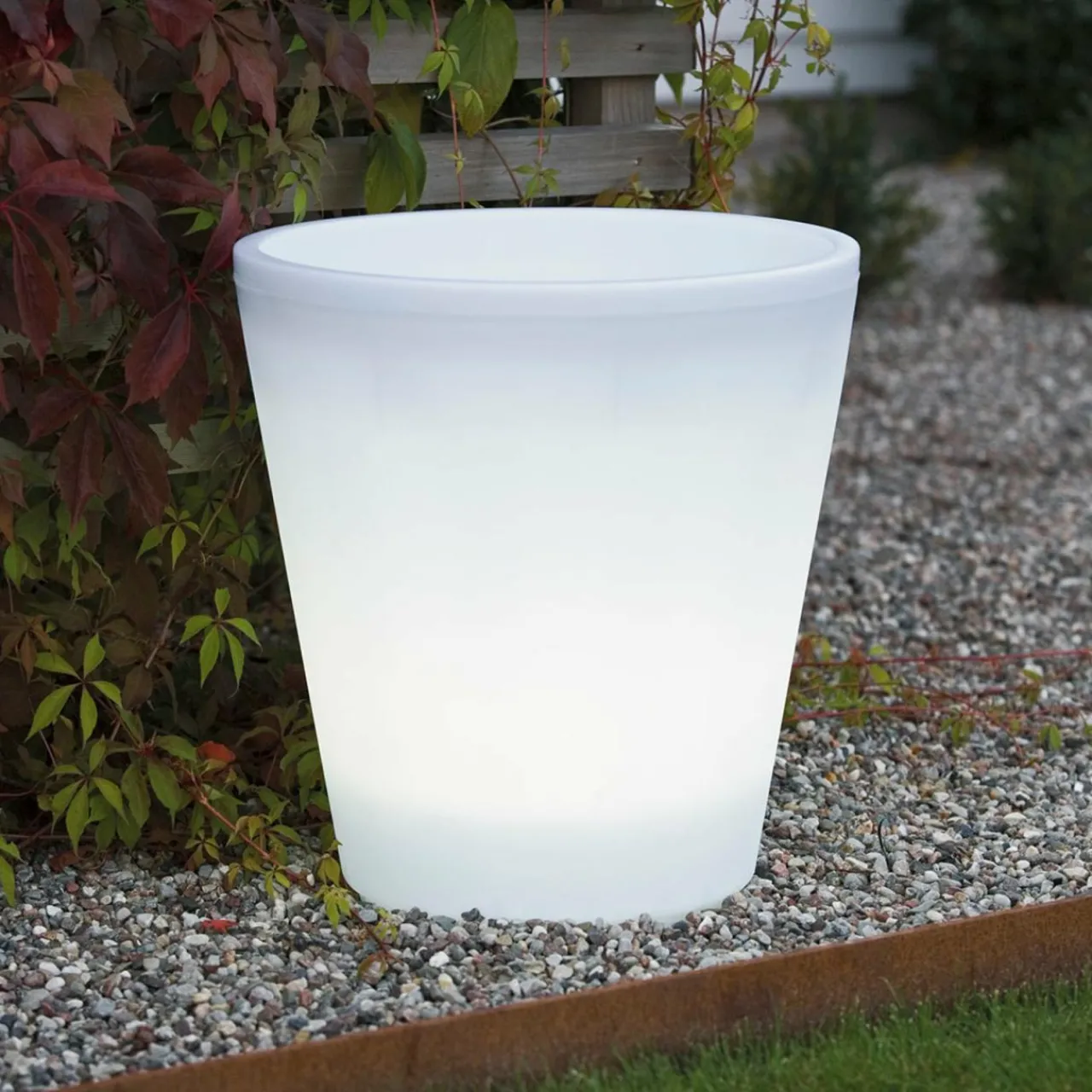 pot_de_fleurs_led_assisi_clair___cm_1.webp Konstsmide Pot de fleurs LED Assisi éclairé Ø 37 cm^ Lampes Décoratives