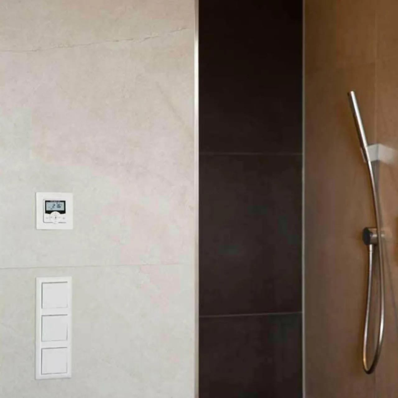 rademacher_duofern_thermostat_ambiant__blanc_1.webp Rademacher DuoFern thermostat ambiant 2, blanc^ Thermostats Connectés