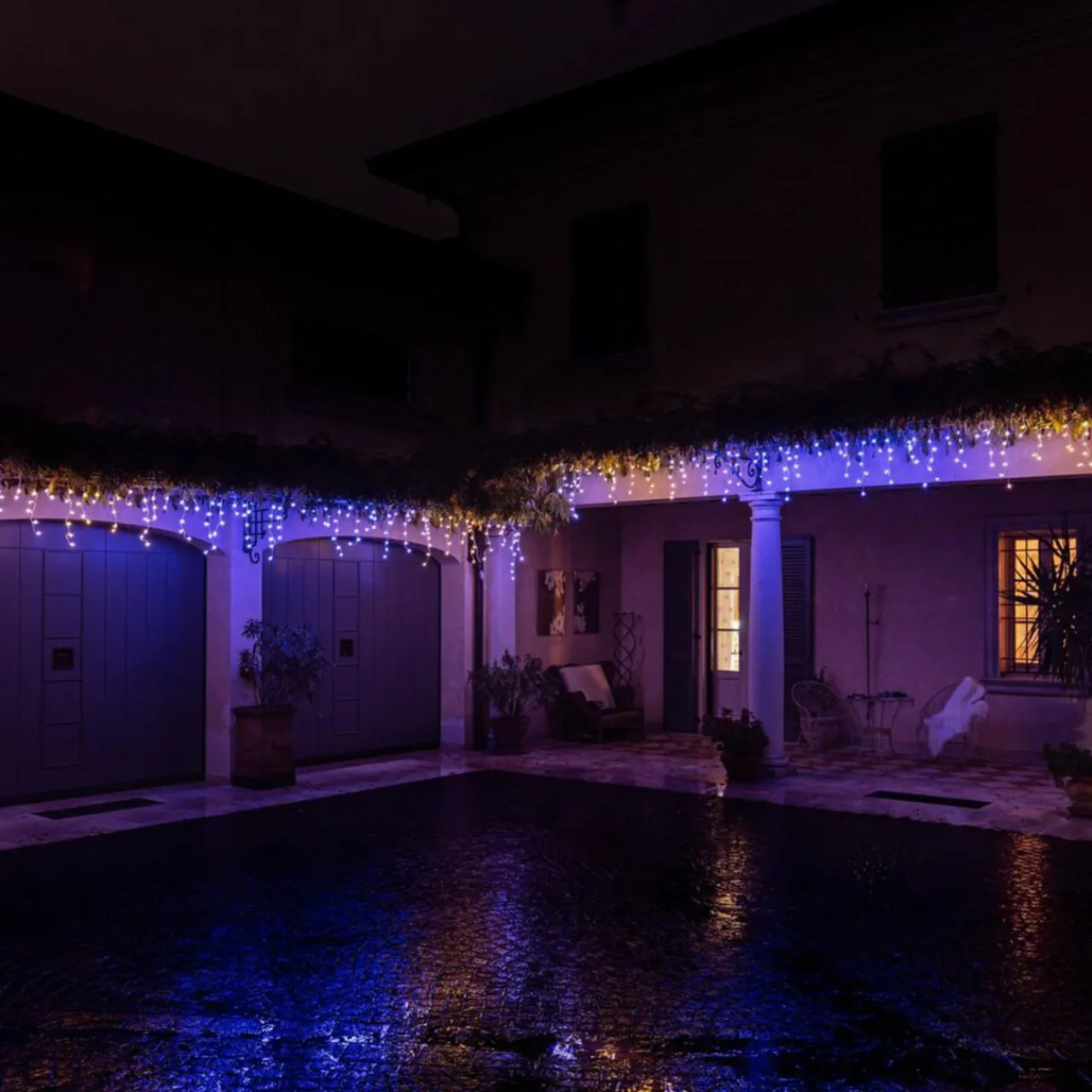 rideau_lumineux_led_intelligent_twinkly_pour_application_rgbw_2.webp twinkly Rideau lumineux LED intelligent pour application, RGBW^ Lumière De Noël