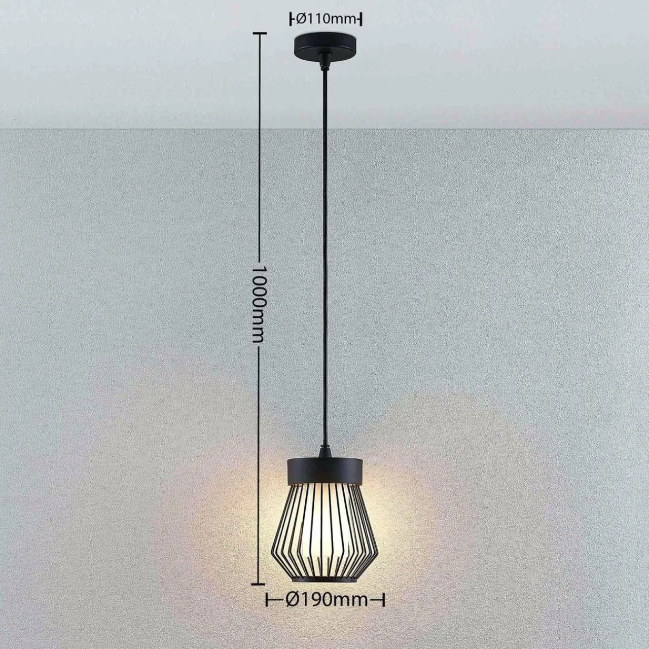 suspension_dextrieur_vajana_en_forme_de_cage_2.webp Lindby Suspension d'extérieur Vajana en forme de cage^ Suspensions D'Extérieur