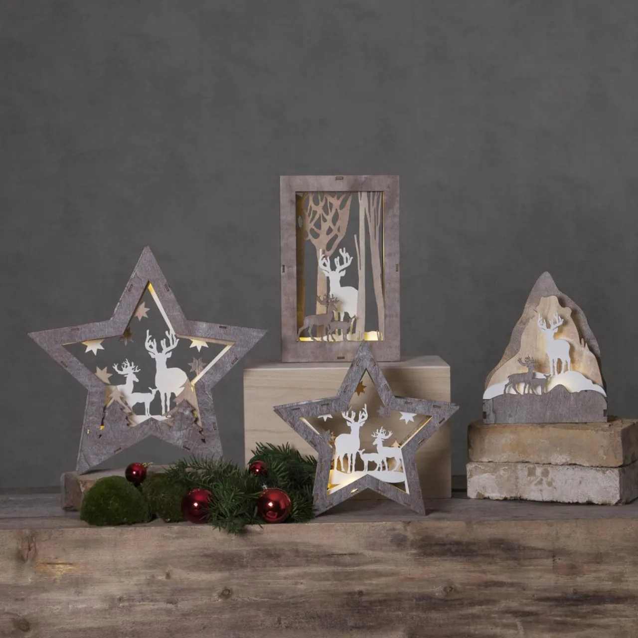 STAR TRADING Étoile décorative LED Faune en bois, hauteur 24 cm^ Lumière De Noël