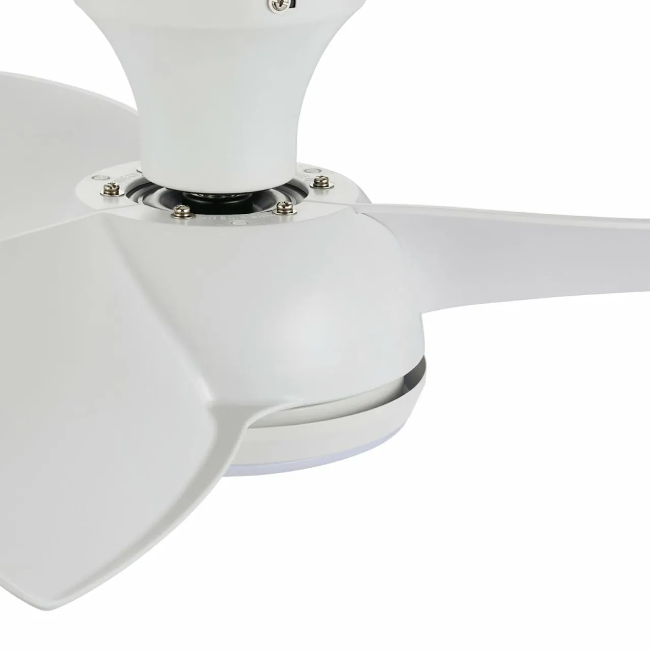 Beacon Lighting Ventilateur de plafond LED Beacon Syros moteur DC silencieux 78 cm CCT^ Ventilateurs